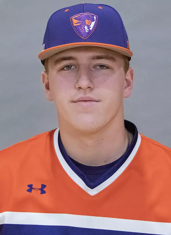 Lauren Donovan and Cole Mascott