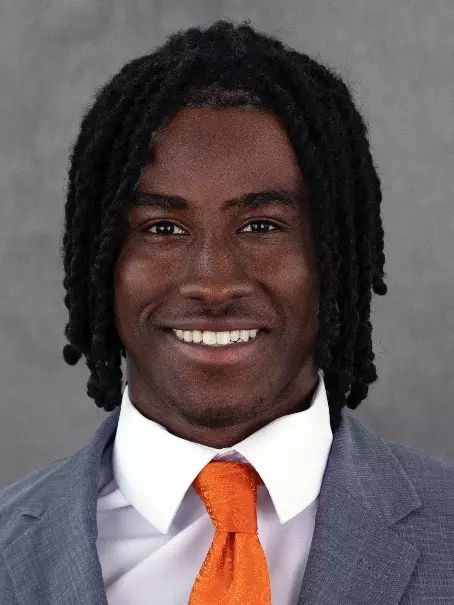 Tanorie Bonds and Dylan Manders - 