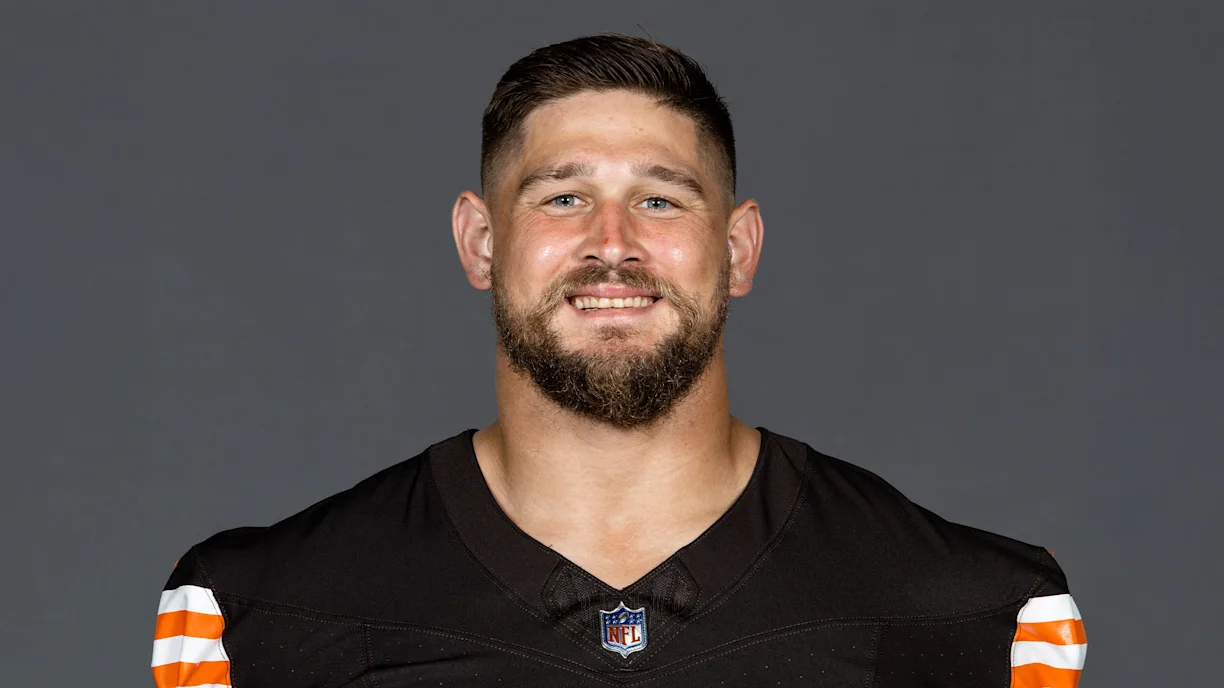 Ella Mahaffey and Allyson Cassell