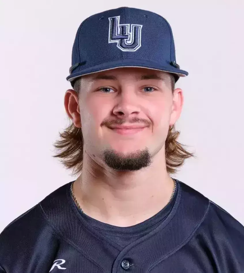 Sam Mommer and Kasey Felden