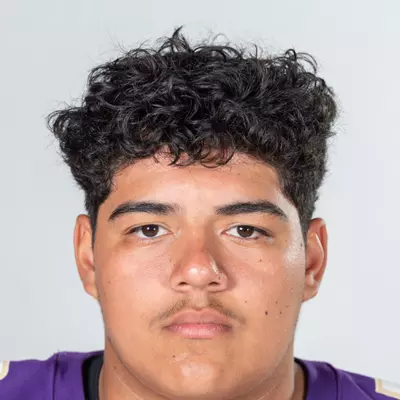 Dakota Sage and Grayson Keyes