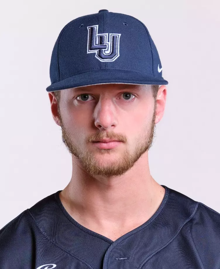 Grace Portenier and Kamrynn Wiltzius