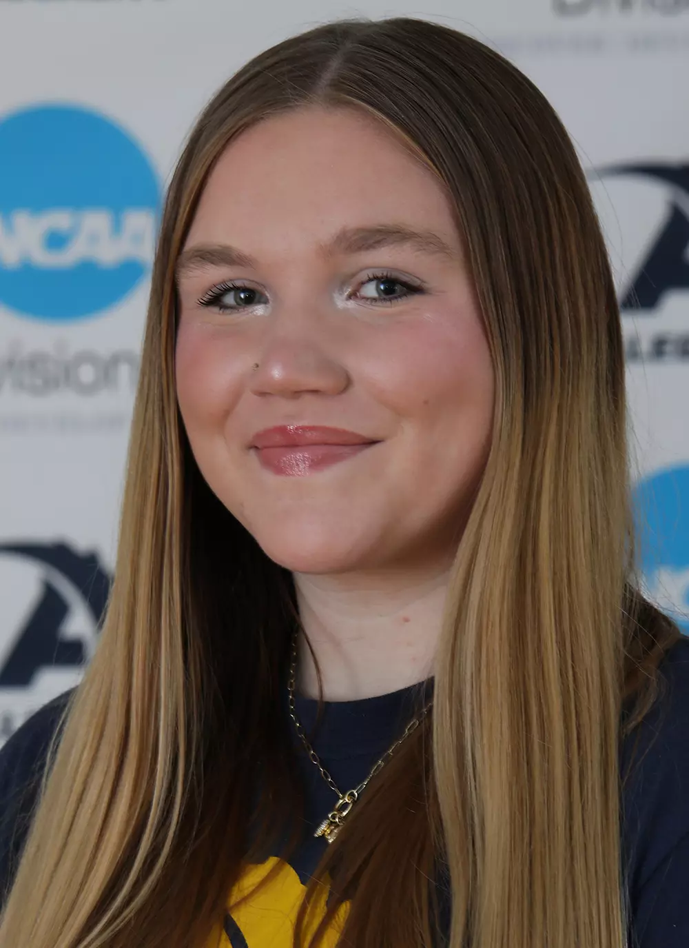 Gabriella DeLuca and Izzy Nageli