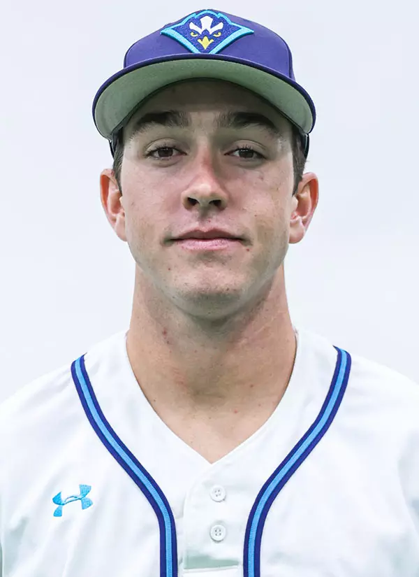 Ava Williams and Talia Hawa