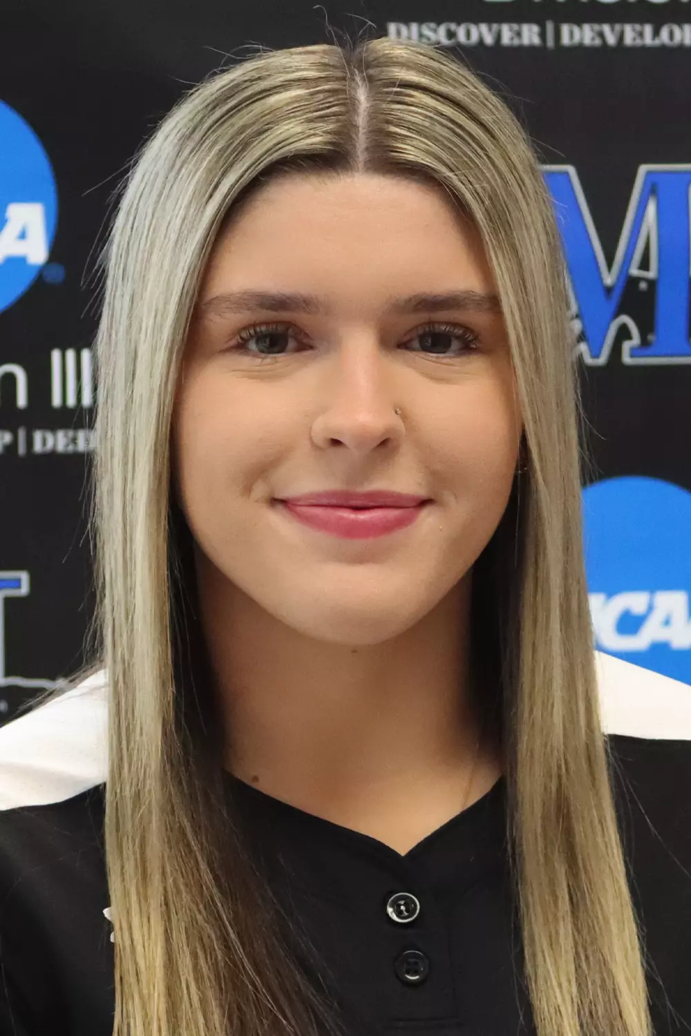 Annabelle Rush and Keira Clancy