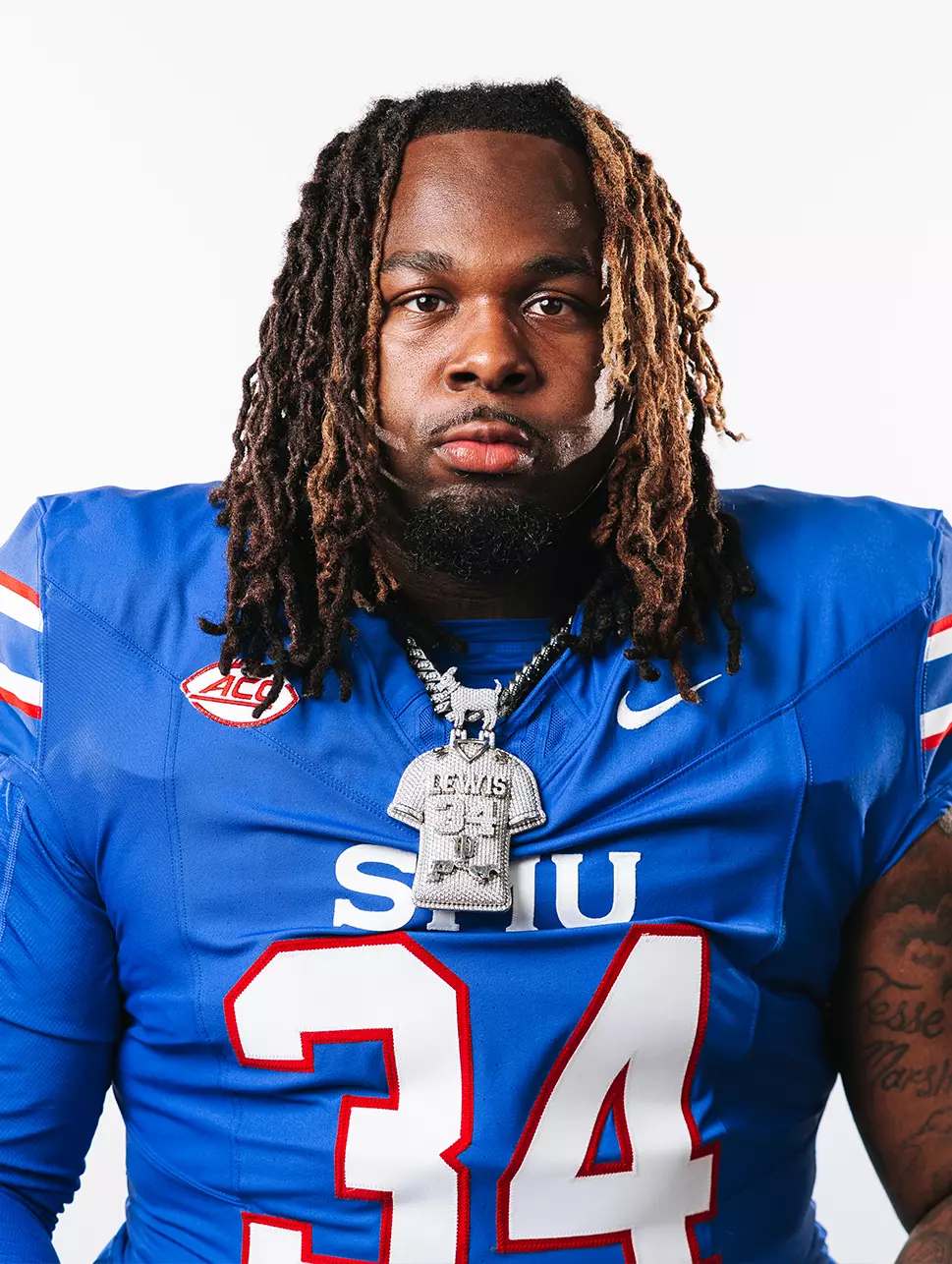 Damarjhe Lewis and Hollis Davidson III