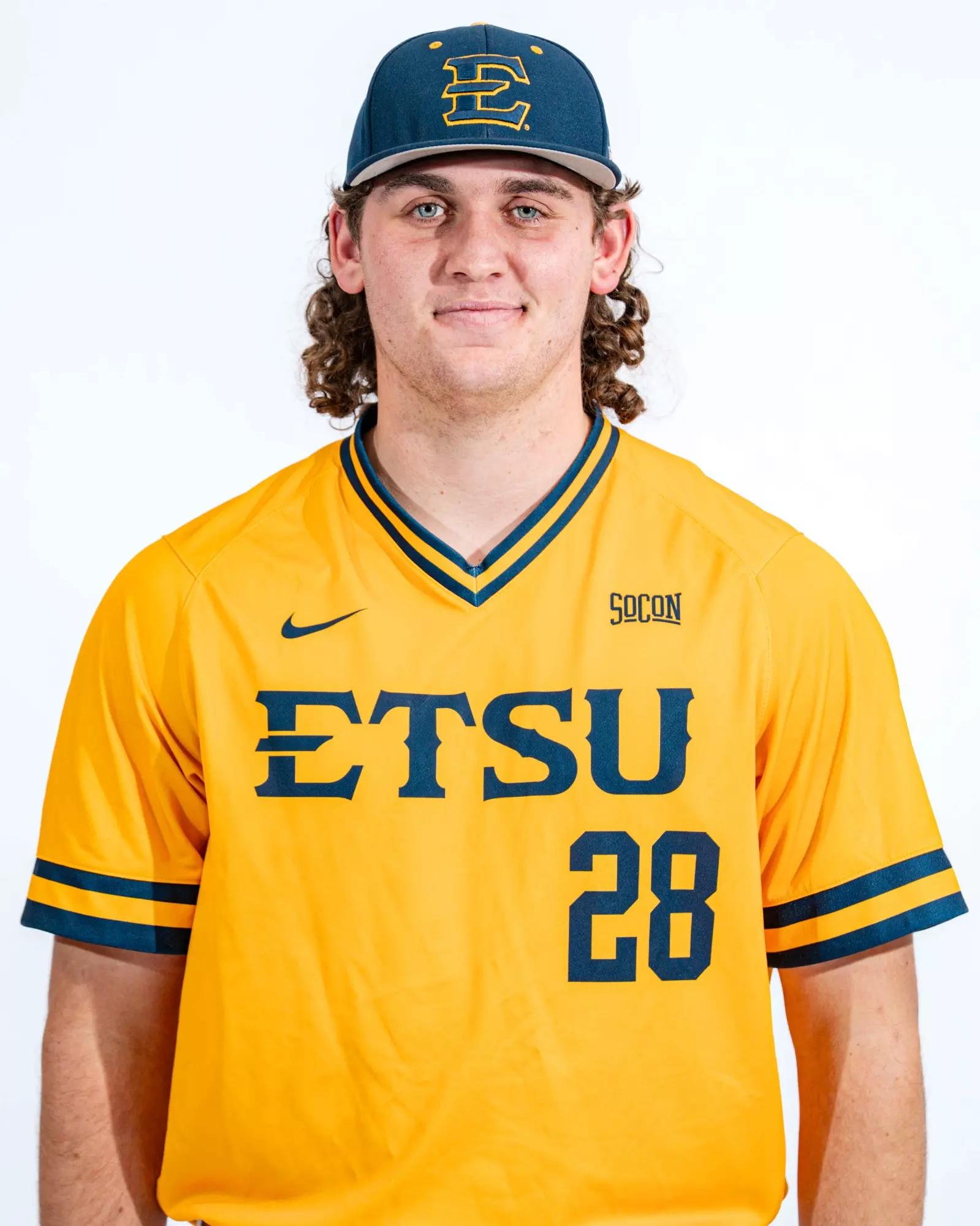 Peyton Phillips and Chloe Jones