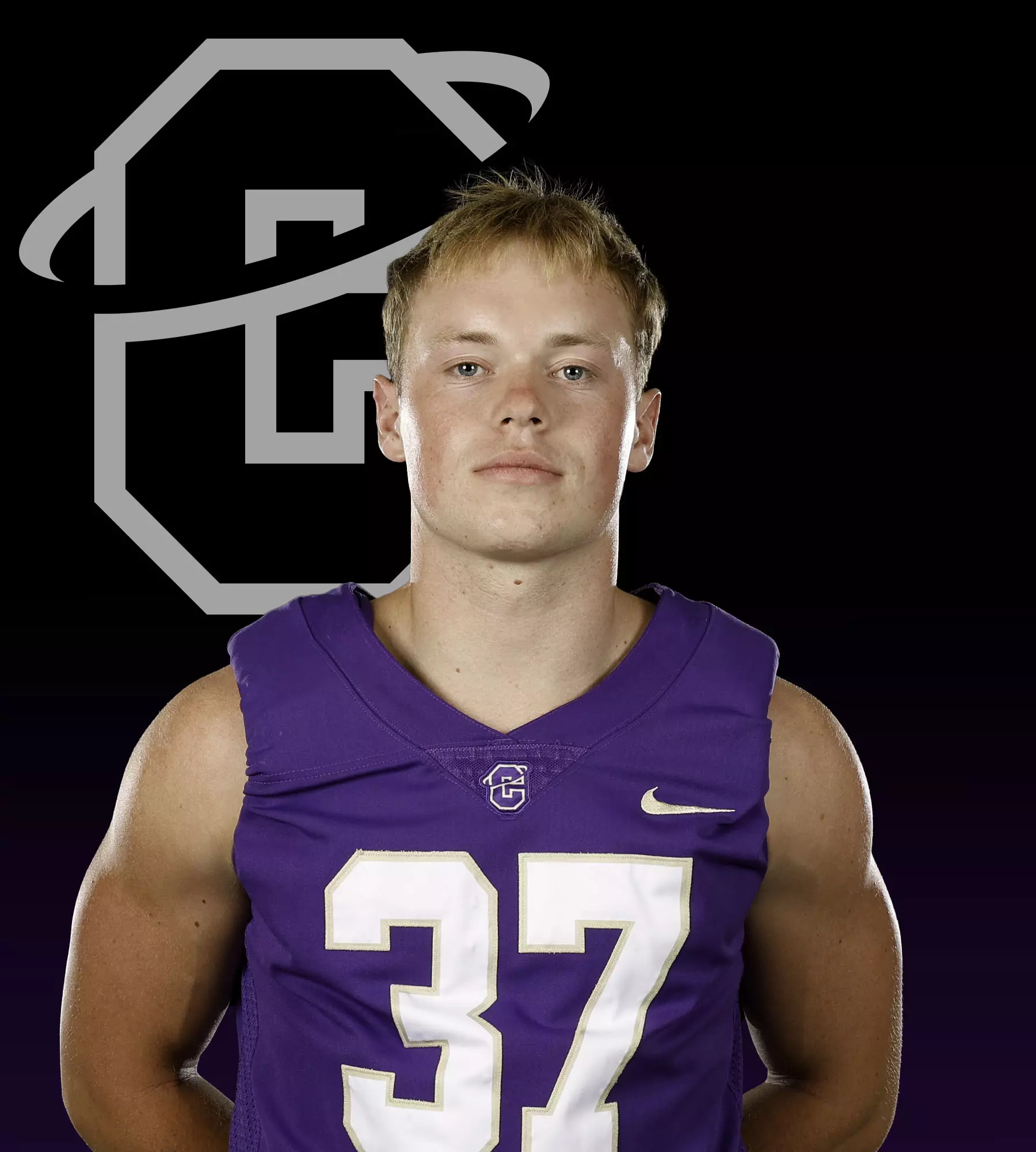 Dakota Sage and Grayson Keyes