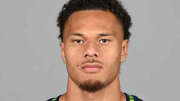 Noa Masui and King Large