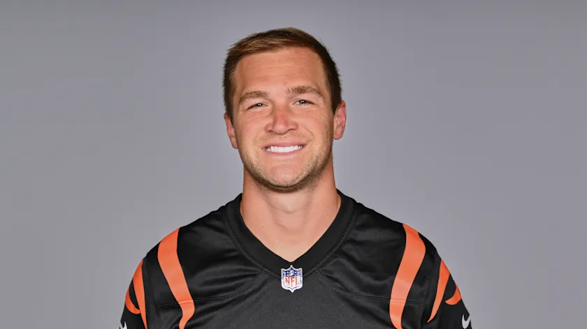 Mike Gesicki and Ja%27Sir Taylor - 