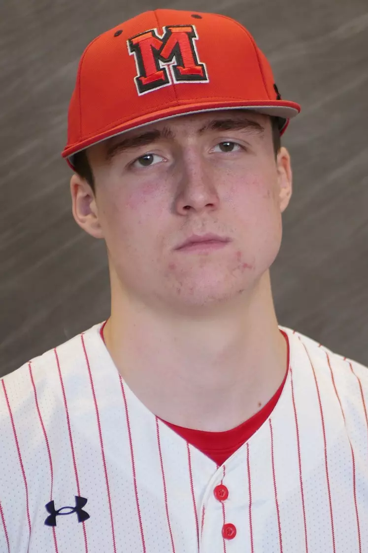 Kinsey Mentzer and Taylor Blevins