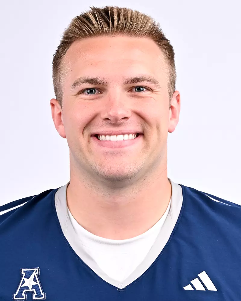 Braxton Fely and Hannah Van Der Beek