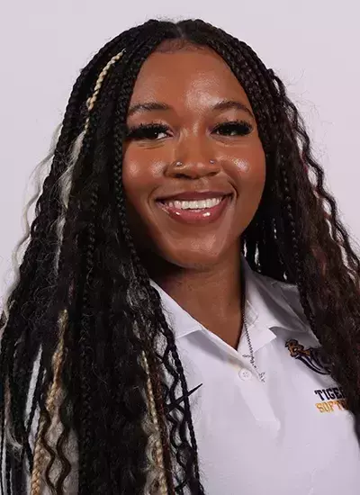 Alaina Harvey and Hannah Harper