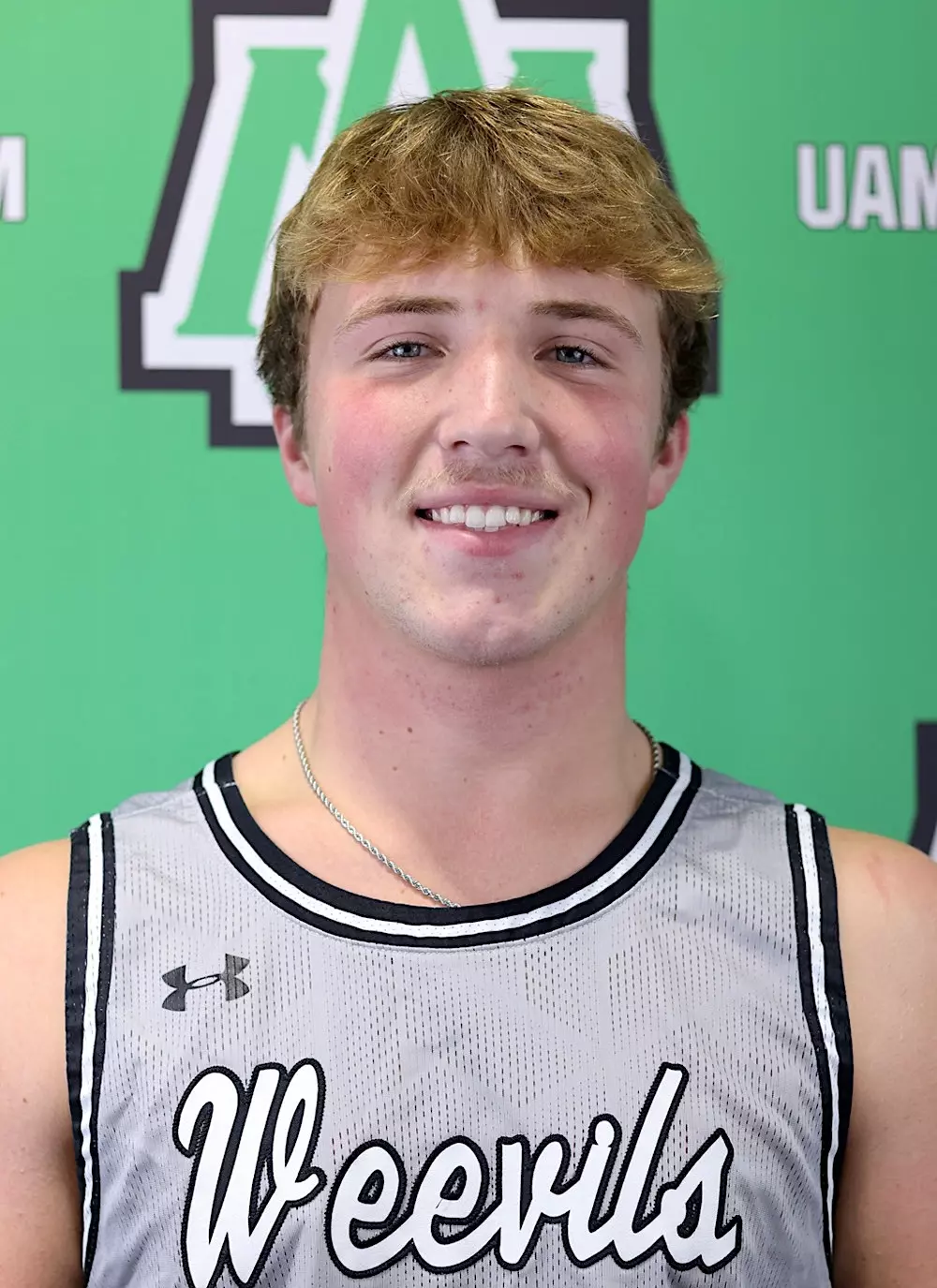 Taylor Crum and Jadah Pickens