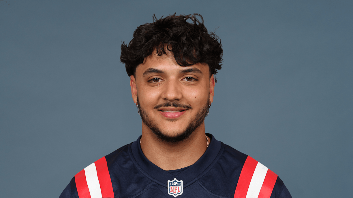 Devin Bush and Toumani Camara