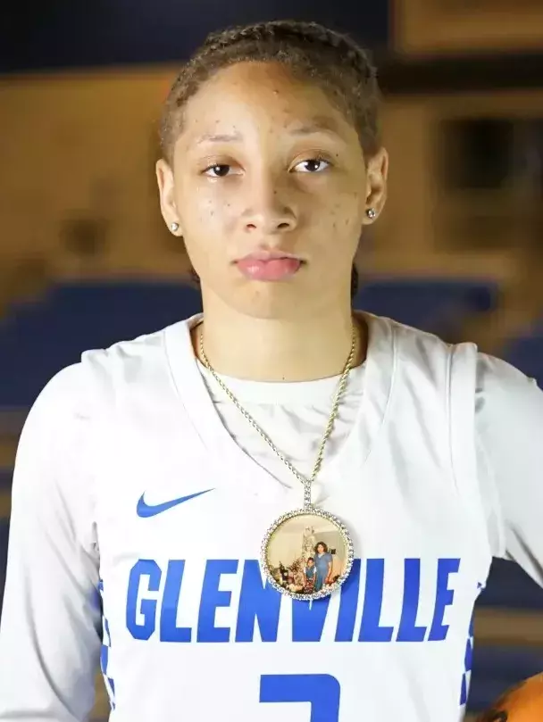 Addy Issacs and Keanti Thompson