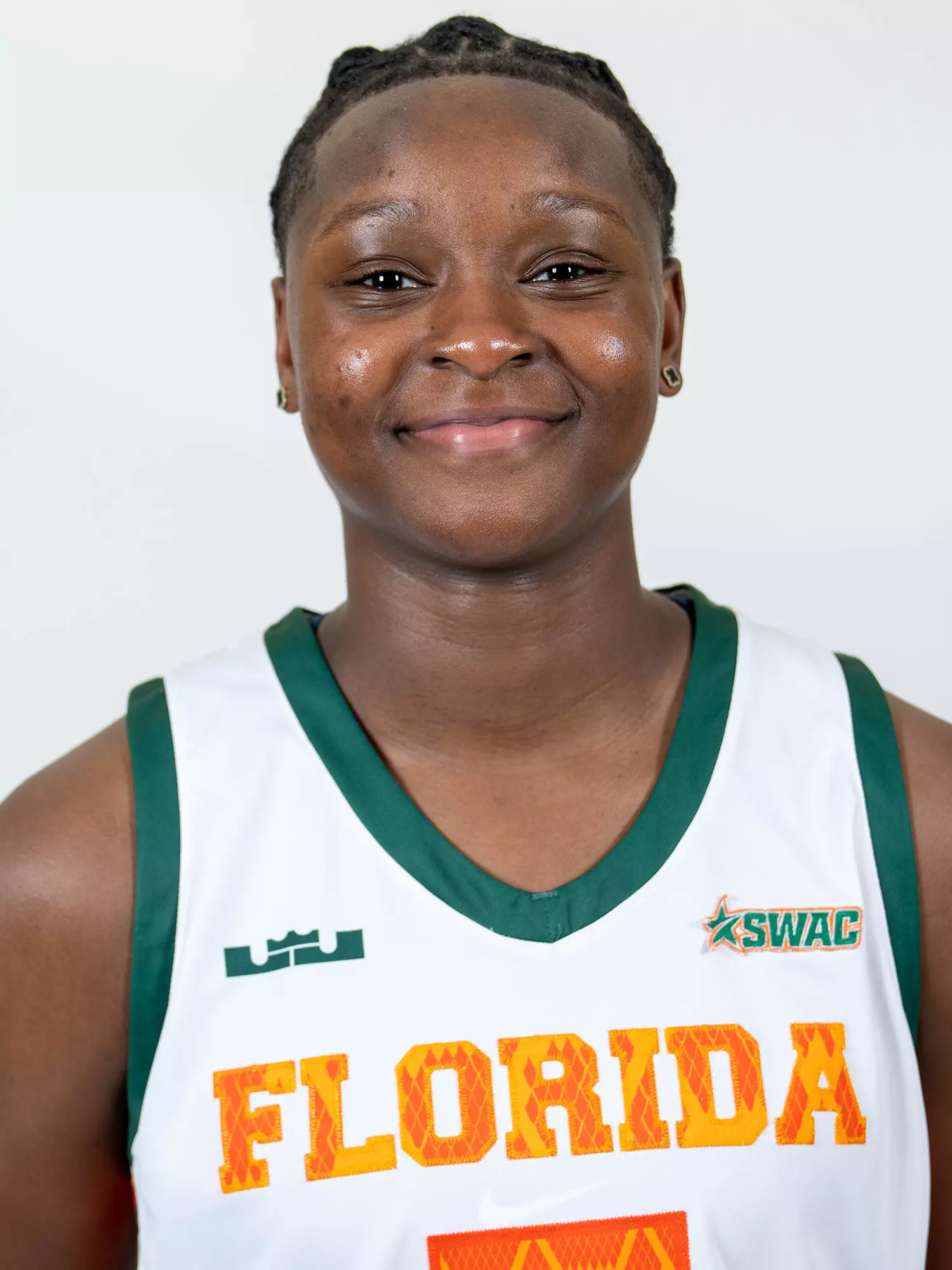 Maureen Shelton and Kyndall Davis