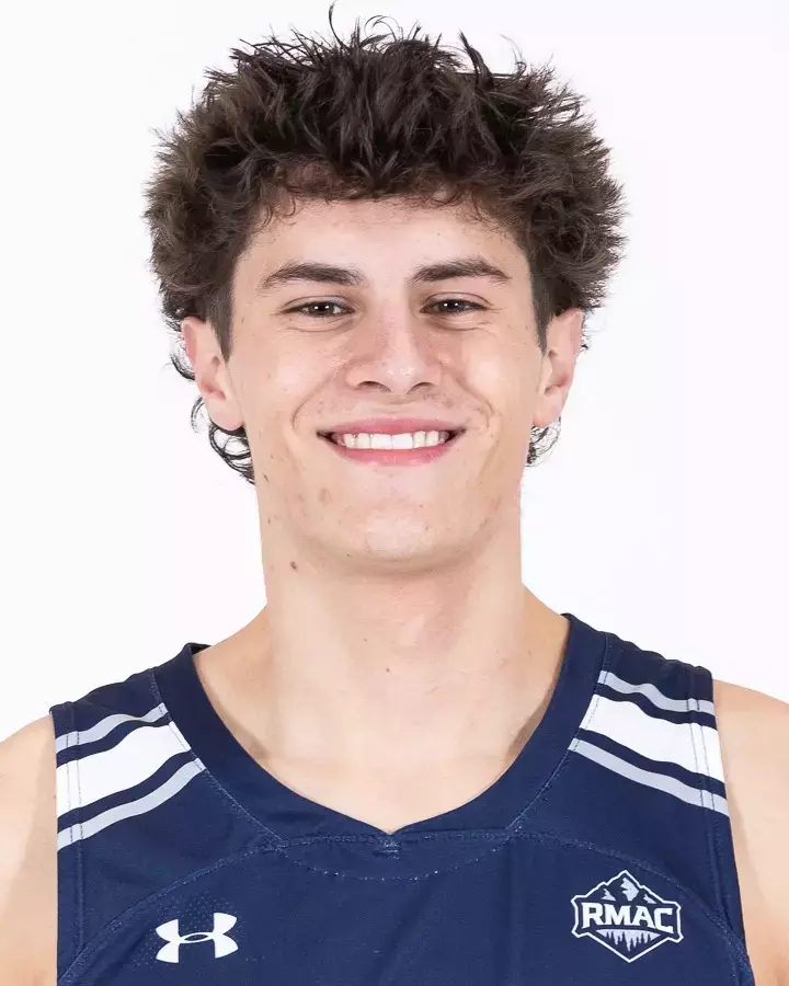 Amelia Rosin and Sydney Deem