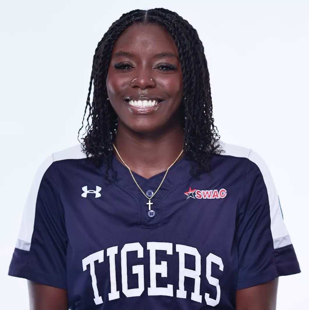 Ava Rojas and Logan Piper