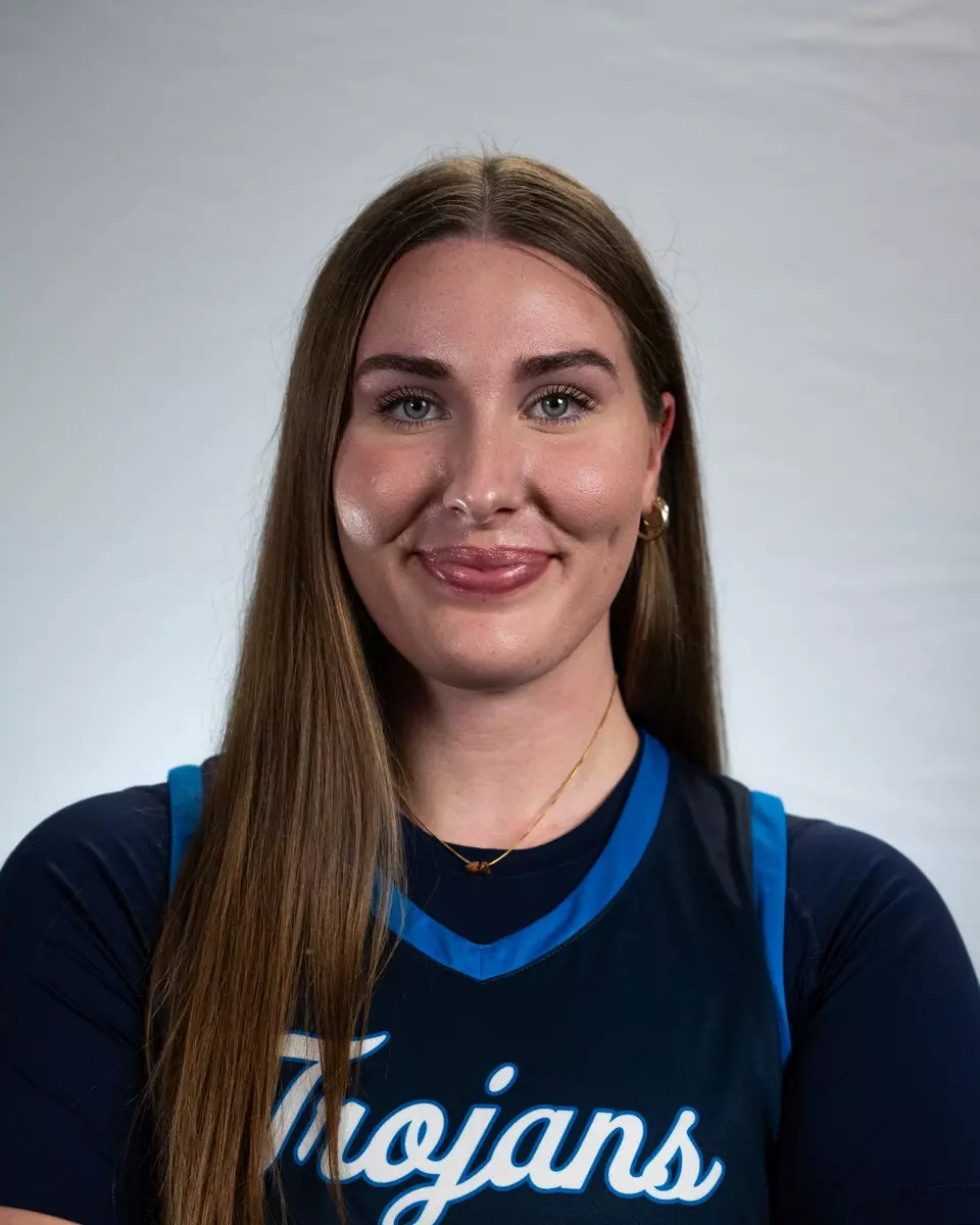 Kayden Wells and Lauren Hillesheim