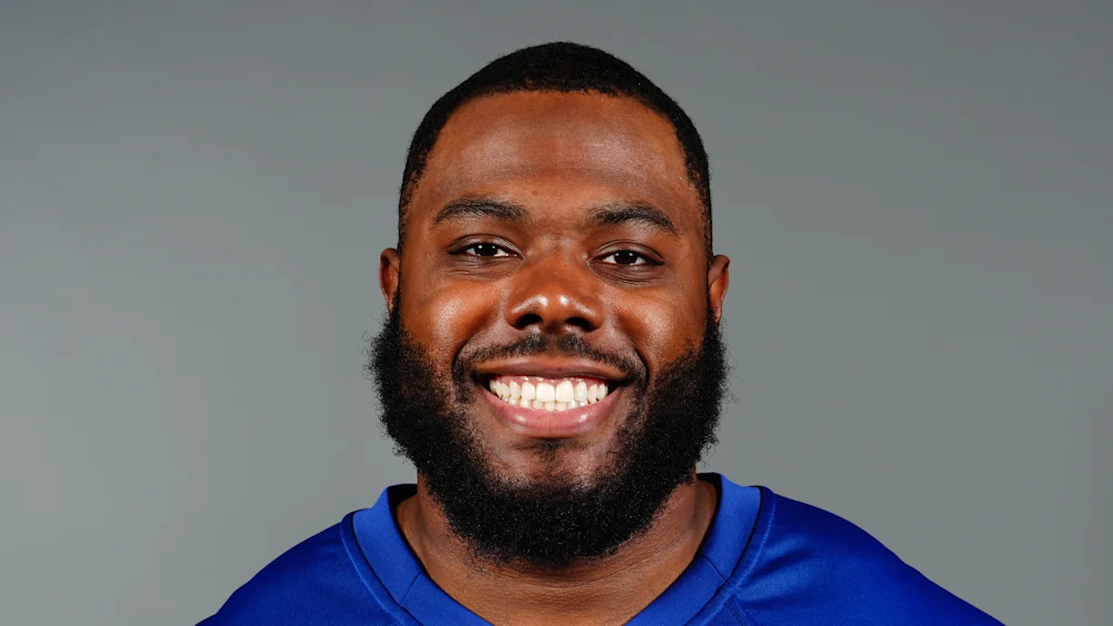 Jamaree Salyer and Andrew Thomas - 