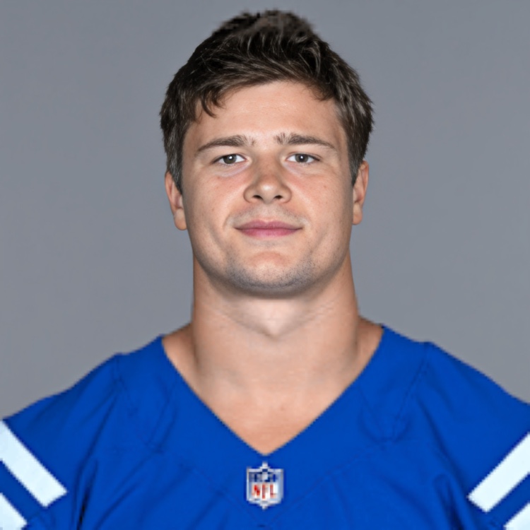 Jazmine Jackson and Chamarri Conner - 