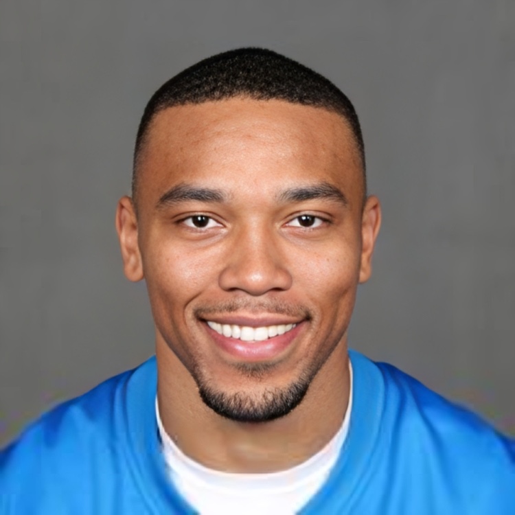 Aurora Elder and Amon-Ra St. Brown